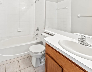 11111 Lakeside Vista Drive - Photo Thumbnail 35