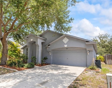 11111 Lakeside Vista Drive - Photo Thumbnail 16