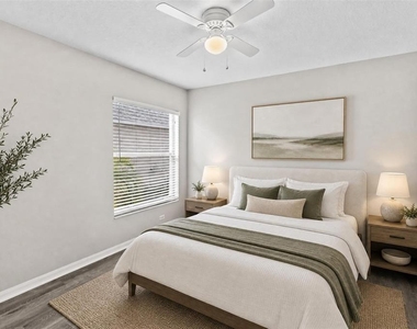 11111 Lakeside Vista Drive - Photo Thumbnail 15