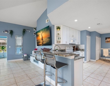 713 Manchester Woods Drive - Photo Thumbnail 13