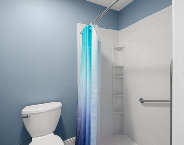 713 Manchester Woods Drive - Photo Thumbnail 25