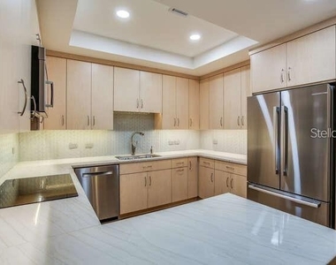 450 Knights Run Avenue - Photo Thumbnail 10