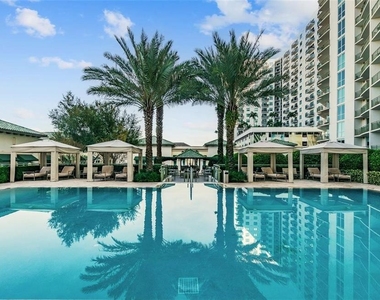 450 Knights Run Avenue - Photo Thumbnail 23