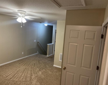 17451 Hugh Lane - Photo Thumbnail 11