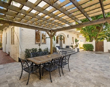 2943 W Bayshore Court - Photo Thumbnail 43