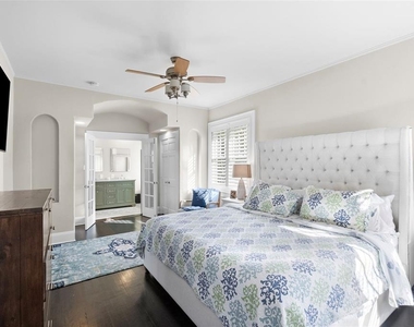 2943 W Bayshore Court - Photo Thumbnail 27