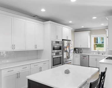2943 W Bayshore Court - Photo Thumbnail 16