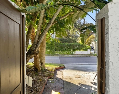 2943 W Bayshore Court - Photo Thumbnail 51