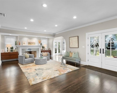 2943 W Bayshore Court - Photo Thumbnail 6