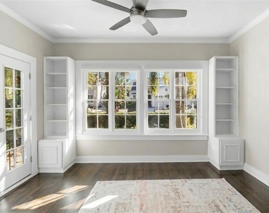 2943 W Bayshore Court - Photo Thumbnail 8