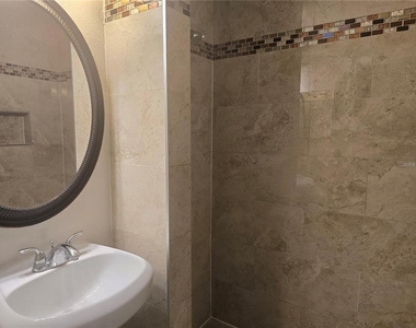 8713 Liberty Place - Photo Thumbnail 14