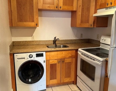 3914 W Neptune Street - Photo Thumbnail 3