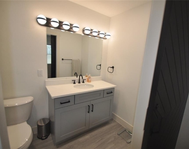 1319 S 56th Street - Photo Thumbnail 25