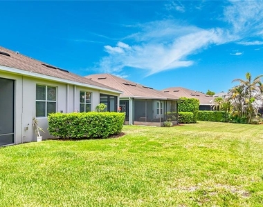 7434 Surrey Pines Drive - Photo Thumbnail 37