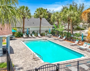 7434 Surrey Pines Drive - Photo Thumbnail 41