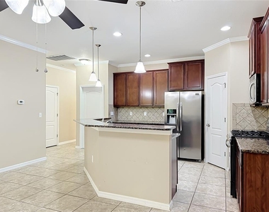 7434 Surrey Pines Drive - Photo Thumbnail 10