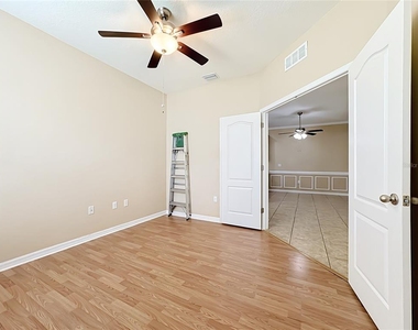7434 Surrey Pines Drive - Photo Thumbnail 26