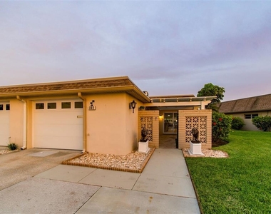 392 Boca Ciega Point Boulevard N - Photo Thumbnail 1