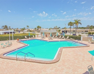 392 Boca Ciega Point Boulevard N - Photo Thumbnail 36