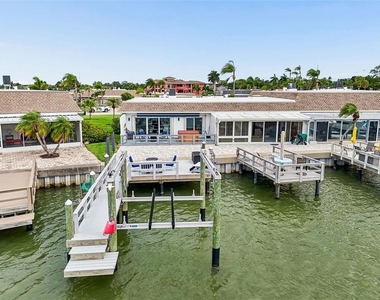 392 Boca Ciega Point Boulevard N - Photo Thumbnail 34