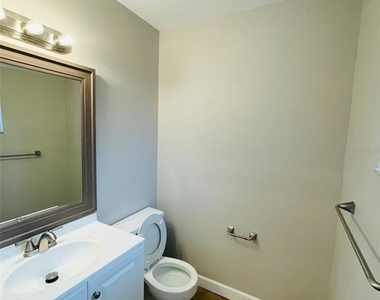 511 Duchess Court - Photo Thumbnail 19