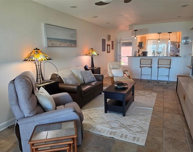 6295 Bahia Del Mar Circle - Photo Thumbnail 7