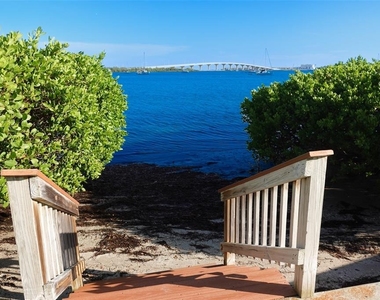 6295 Bahia Del Mar Circle - Photo Thumbnail 40