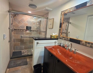 6295 Bahia Del Mar Circle - Photo Thumbnail 10