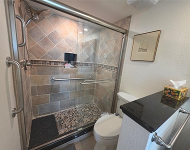 6295 Bahia Del Mar Circle - Photo Thumbnail 29