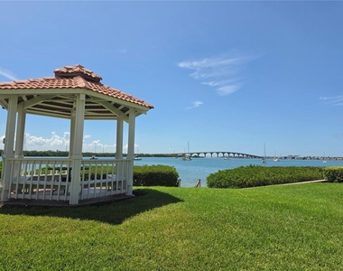 6295 Bahia Del Mar Circle - Photo Thumbnail 43