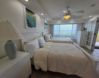 6295 Bahia Del Mar Circle - Photo Thumbnail 24