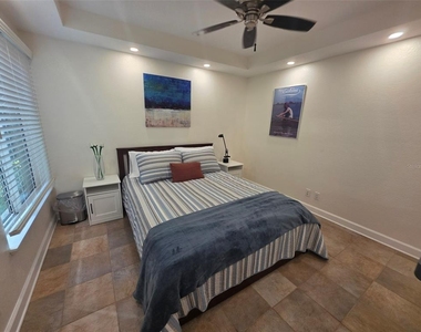 6295 Bahia Del Mar Circle - Photo Thumbnail 30