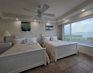6295 Bahia Del Mar Circle - Photo Thumbnail 17