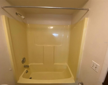 301 Woodrow Avenue - Photo Thumbnail 13