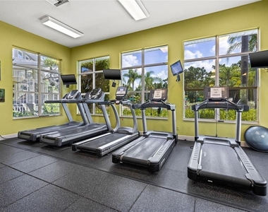 9614 Oak Glade Avenue - Photo Thumbnail 46