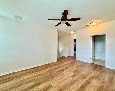 9614 Oak Glade Avenue - Photo Thumbnail 20