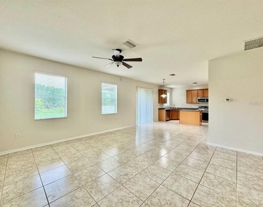 9614 Oak Glade Avenue - Photo Thumbnail 10