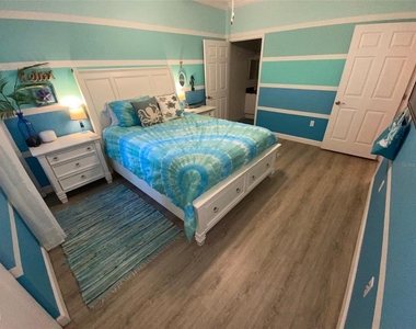 2107 Portofino Place - Photo Thumbnail 9