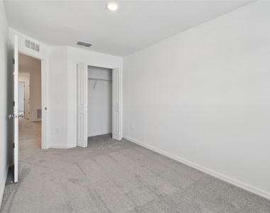 2665 Buttercup Lucine Lane - Photo Thumbnail 30