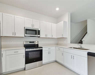 2665 Buttercup Lucine Lane - Photo Thumbnail 14