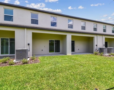 2665 Buttercup Lucine Lane - Photo Thumbnail 45