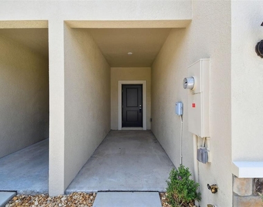 2665 Buttercup Lucine Lane - Photo Thumbnail 2