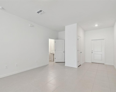 2665 Buttercup Lucine Lane - Photo Thumbnail 6