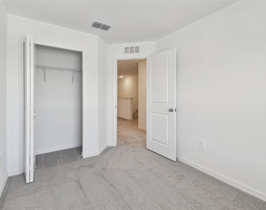 2665 Buttercup Lucine Lane - Photo Thumbnail 27
