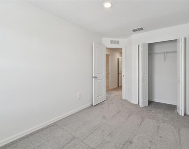 2665 Buttercup Lucine Lane - Photo Thumbnail 31