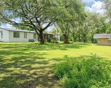 10121 Evanston Lane - Photo Thumbnail 13