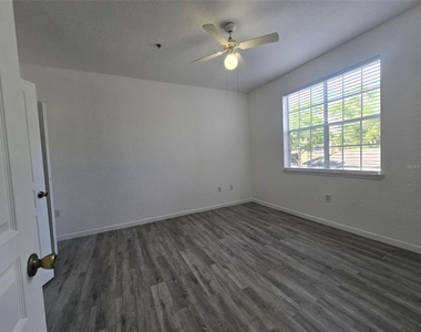 17108 Carrington Park Drive - Photo Thumbnail 11
