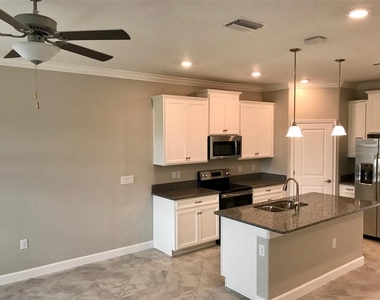 18672 Noble Caspian Drive - Photo Thumbnail 6