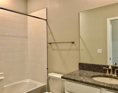 18672 Noble Caspian Drive - Photo Thumbnail 16