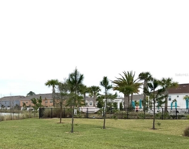 18672 Noble Caspian Drive - Photo Thumbnail 8